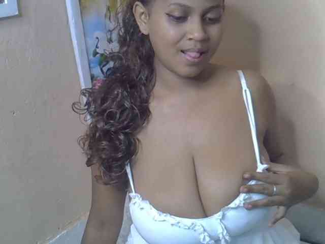 Bellalabelle webcam