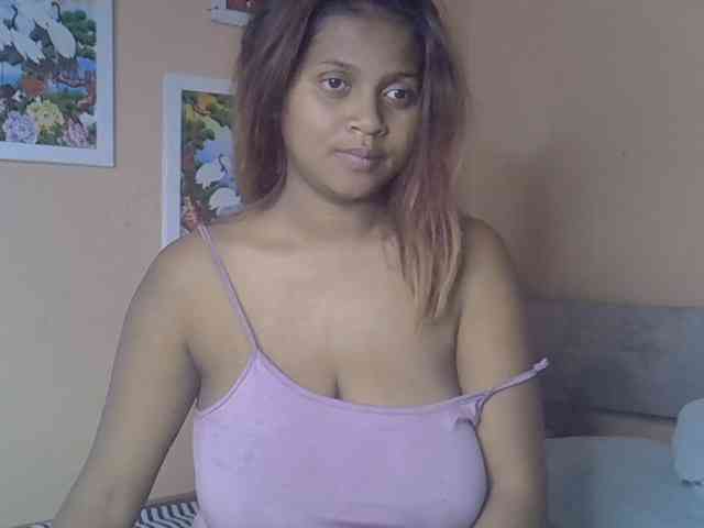 Bellalabelle webcam