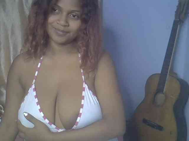 Bellalabelle webcam