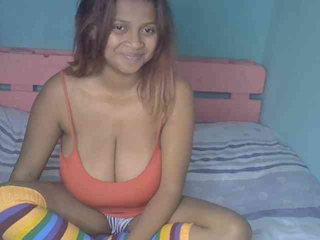 Bellalabelle webcam