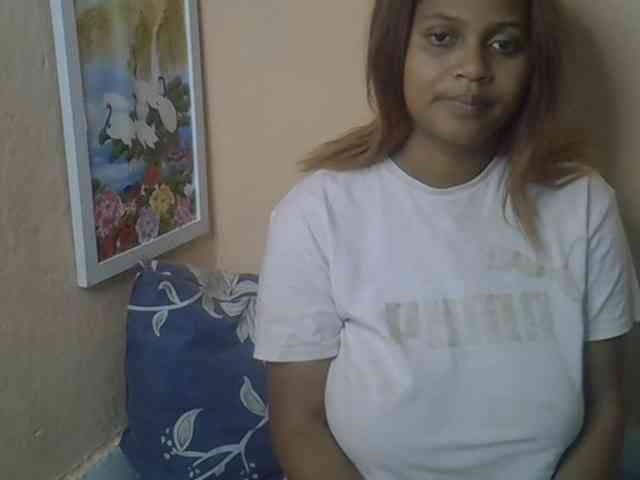 Bellalabelle webcam