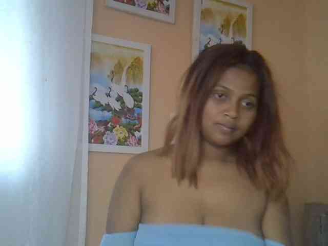 Bellalabelle webcam