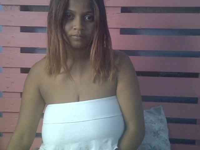 Bellalabelle webcam