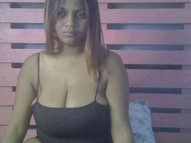 Bellalabelle webcam