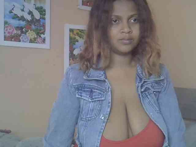 Bellalabelle webcam