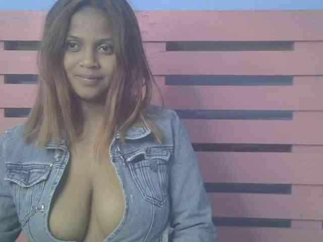 Bellalabelle webcam