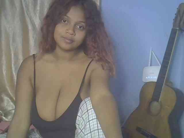 Bellalabelle webcam