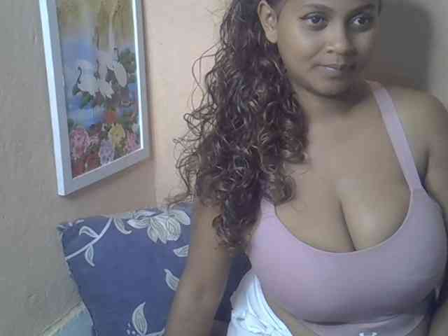 Bellalabelle webcam