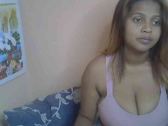 Bellalabelle webcam