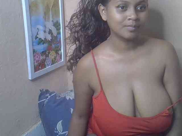 Bellalabelle webcam