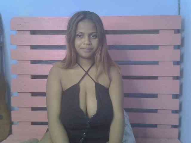 Bellalabelle webcam
