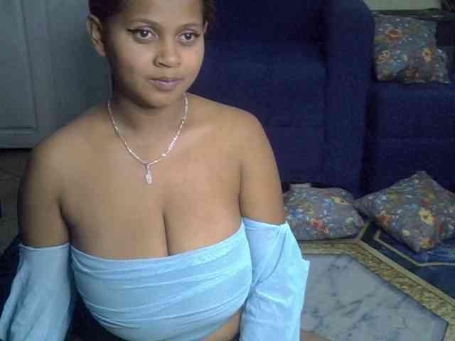 Bellalabelle webcam