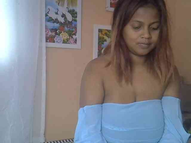 Bellalabelle webcam