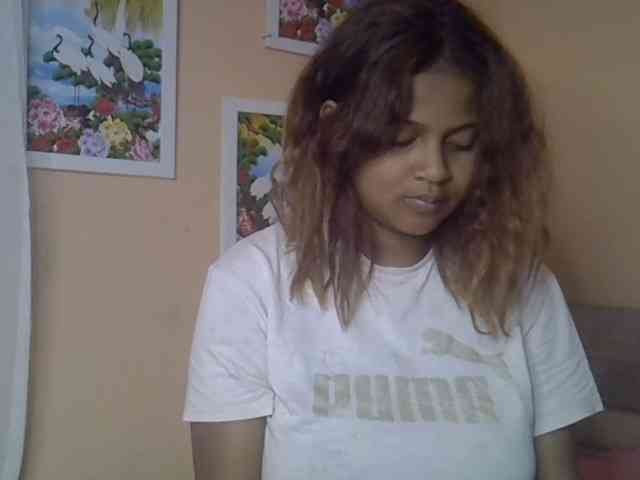 Bellalabelle webcam