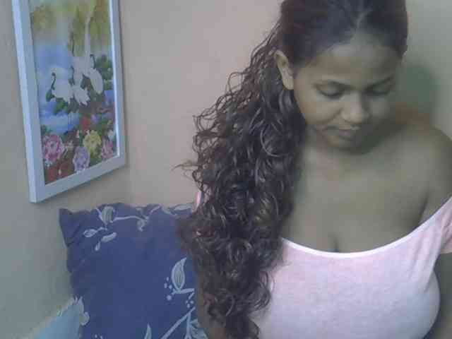 Bellalabelle webcam