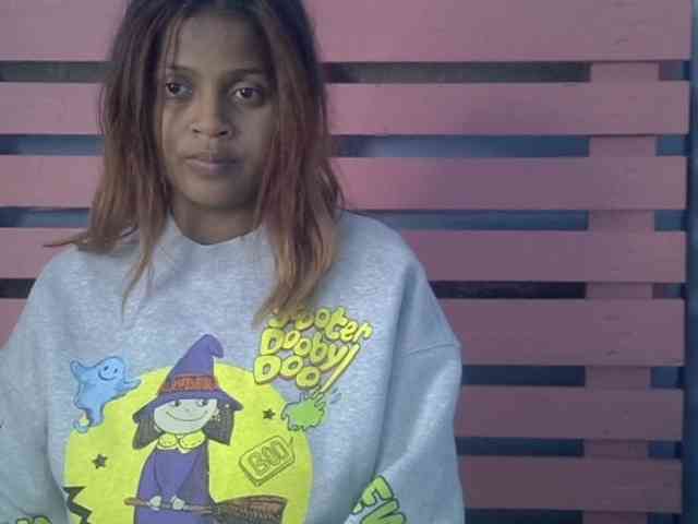 Bellalabelle webcam