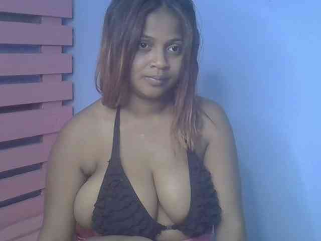 Bellalabelle webcam