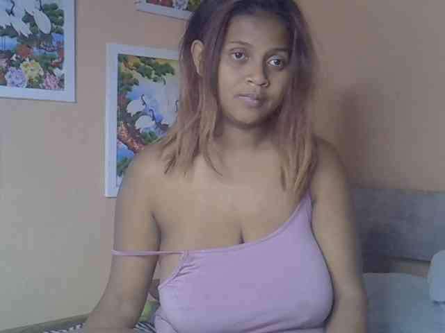 Bellalabelle webcam