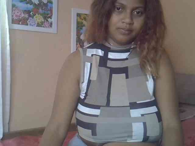 Bellalabelle webcam