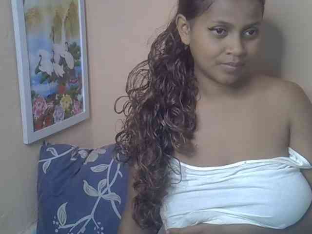 Bellalabelle webcam