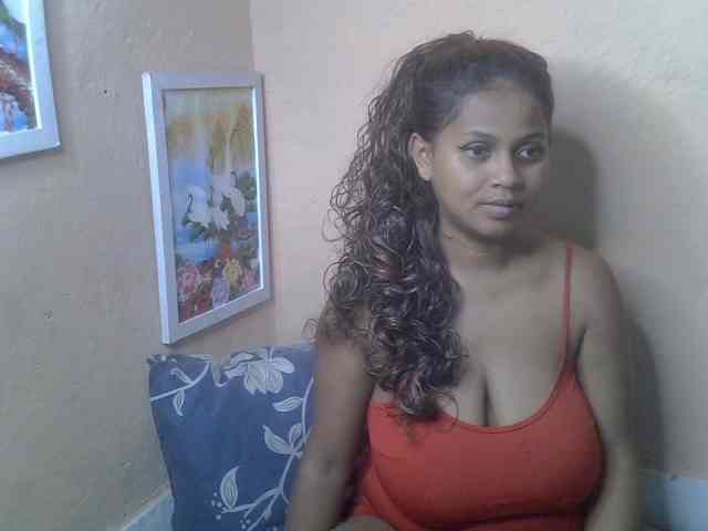 Bellalabelle webcam