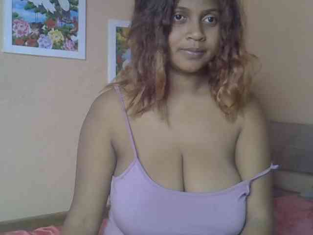Bellalabelle webcam
