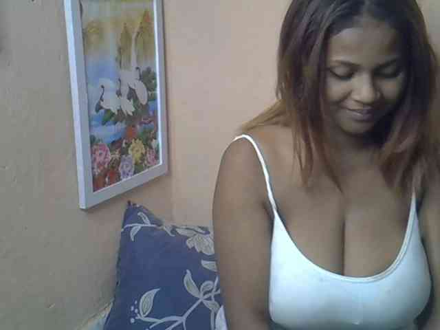 Bellalabelle webcam