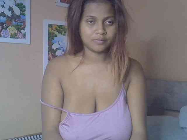 Bellalabelle webcam