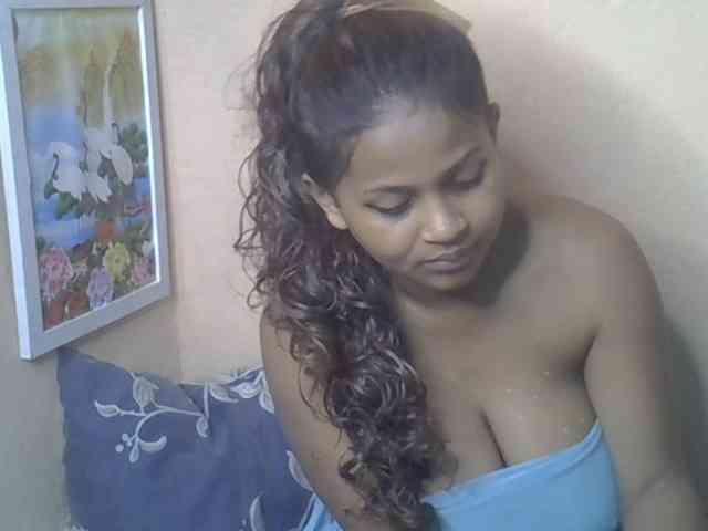 Bellalabelle webcam