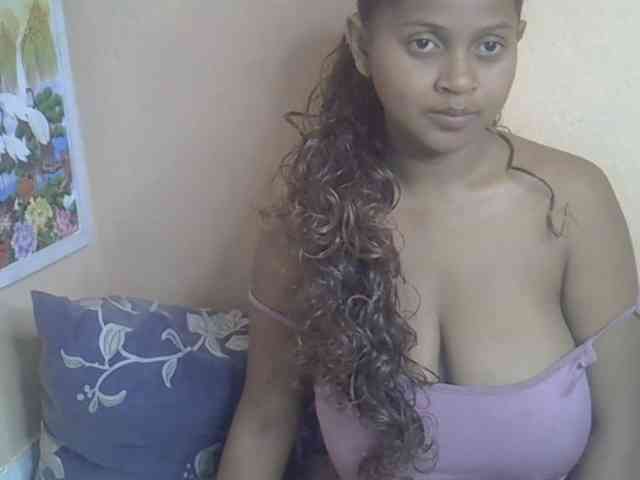 Bellalabelle webcam