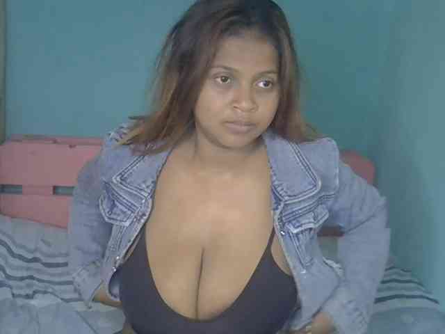 Bellalabelle webcam