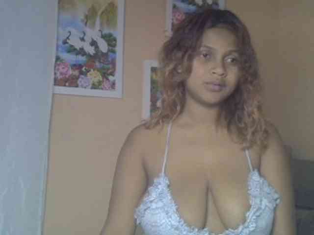 Bellalabelle webcam