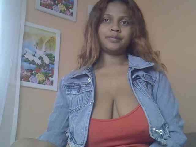Bellalabelle webcam