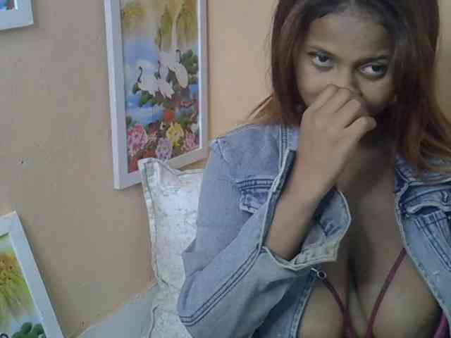 Bellalabelle webcam