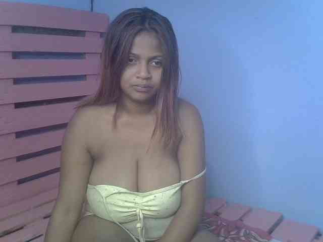 Bellalabelle webcam