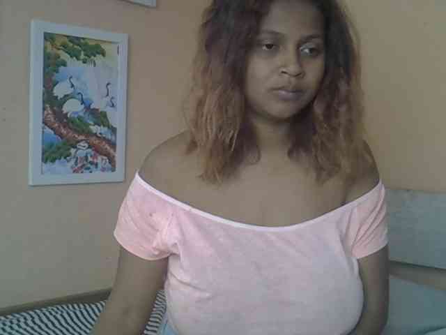 Bellalabelle webcam
