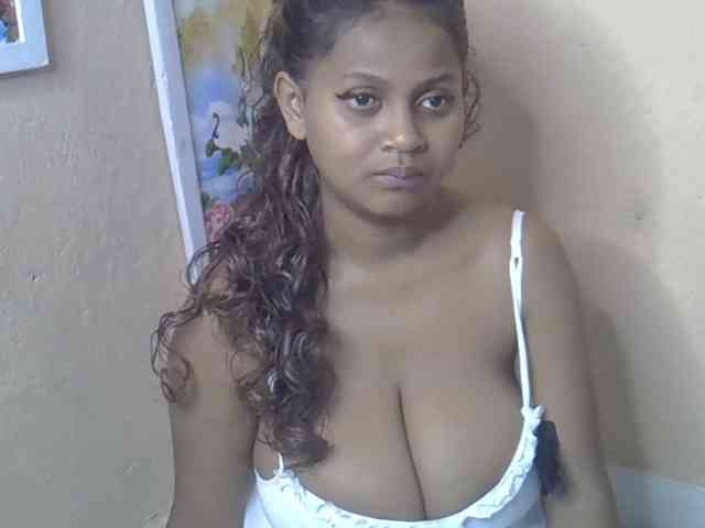 Bellalabelle webcam