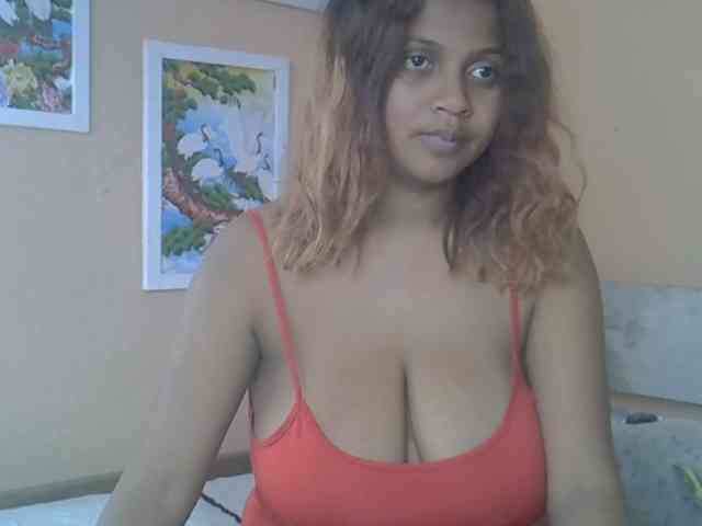 Bellalabelle webcam