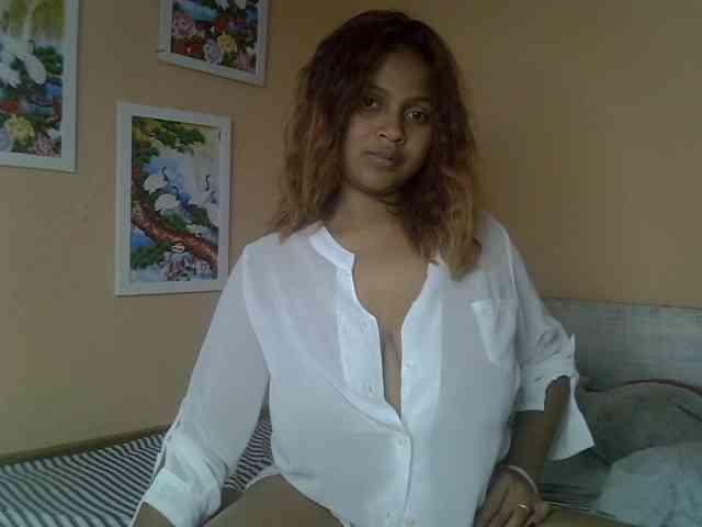 Bellalabelle webcam