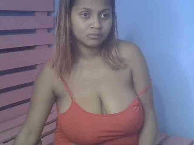 Bellalabelle webcam