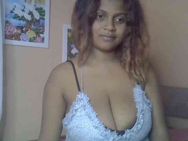 Bellalabelle webcam