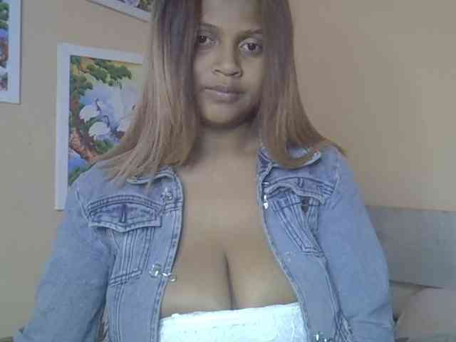 Bellalabelle webcam