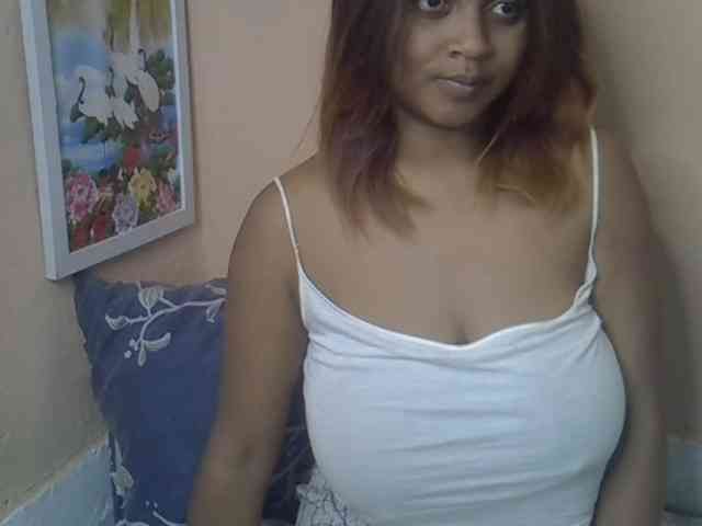 Bellalabelle webcam