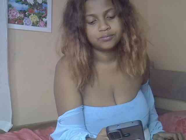 Bellalabelle webcam