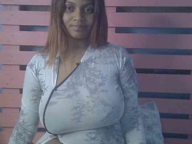 Bellalabelle webcam