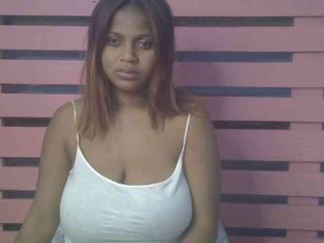 Bellalabelle webcam