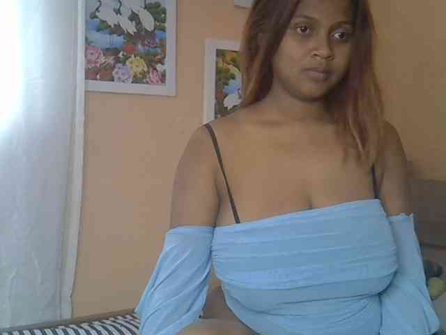 Bellalabelle webcam