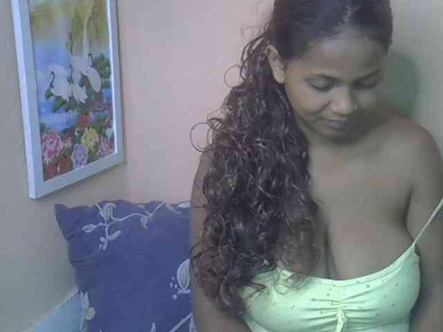 Bellalabelle webcam