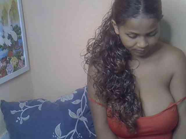 Bellalabelle webcam