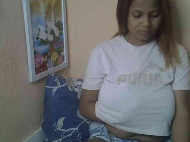Bellalabelle webcam